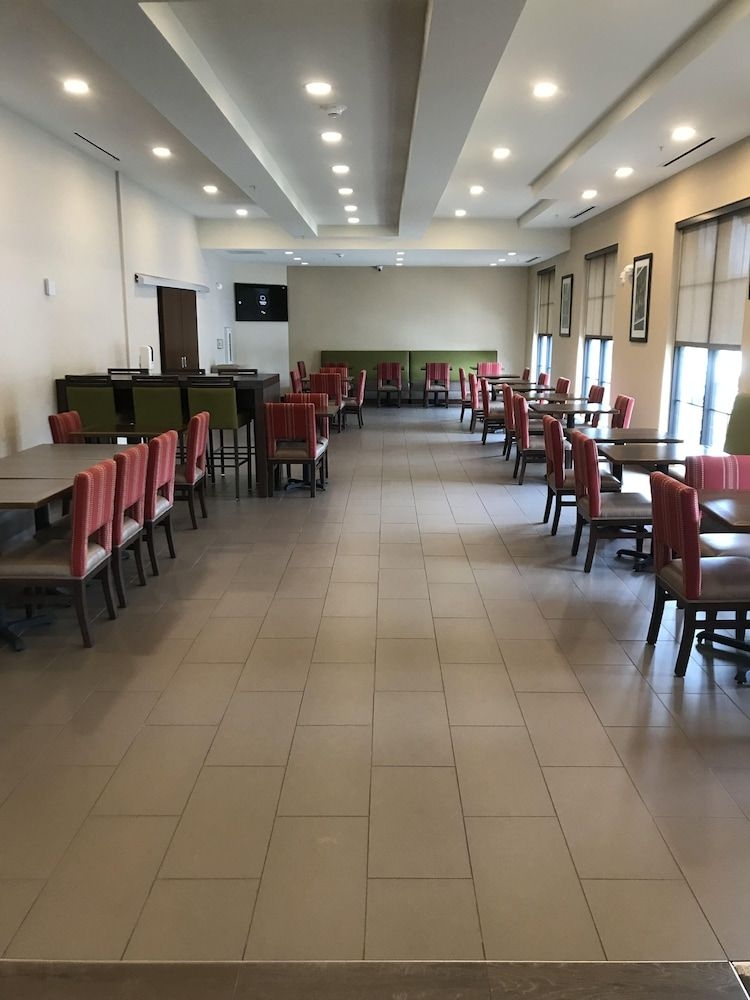 COMFORT SUITES SUMMERVILLE3