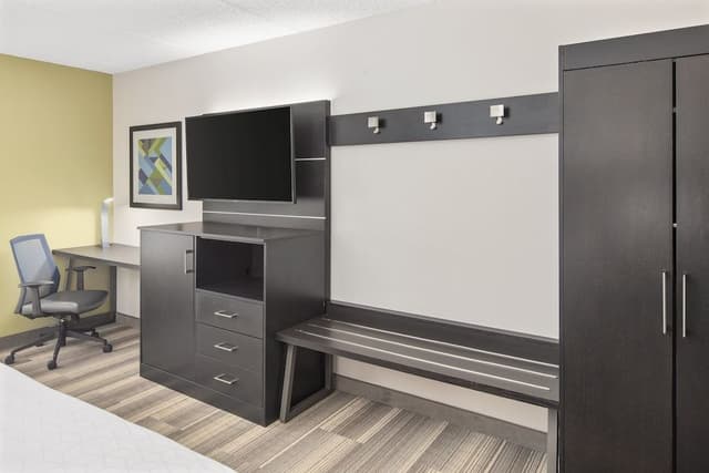 Standard Room, 2 Queen Beds (Leisure)