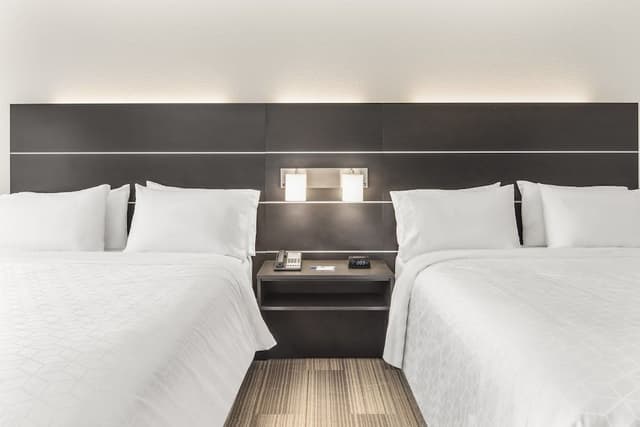 Standard Room, 2 Queen Beds