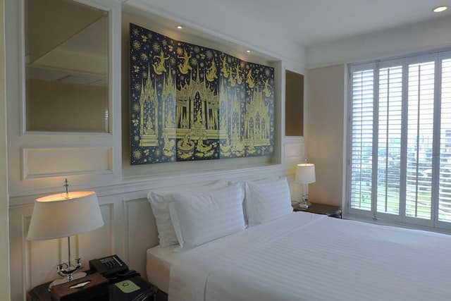 Executive Suite