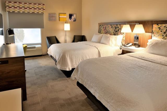 Two queen beds non smoking