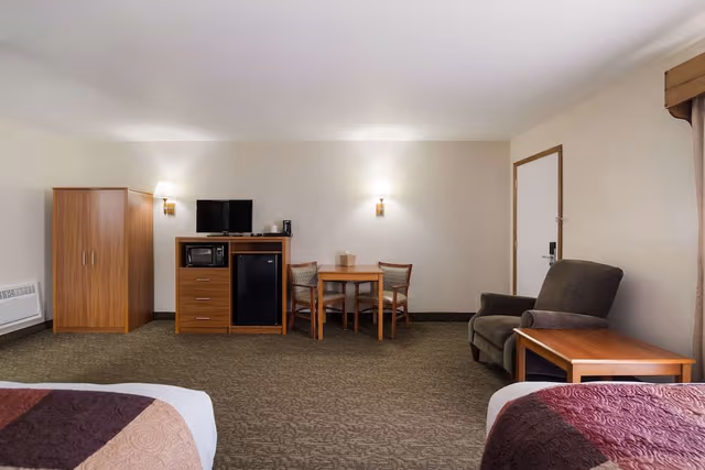 Standard Room, 2 Double Beds, Non Smoking