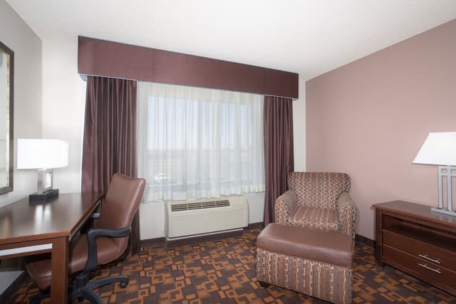 Standard Room, 1 King Bed