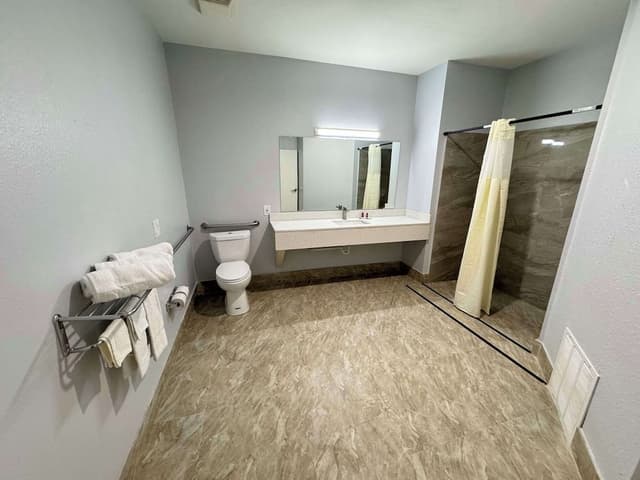 Suite, 1 King Bed, Non Smoking, Jetted Tub