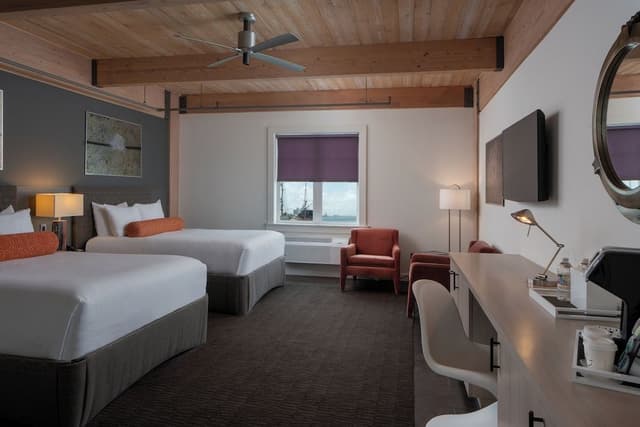 Room, 2 Queen Beds, Accessible, Non Smoking