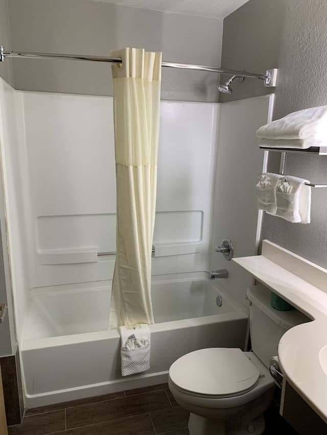 Suite, 1 King Bed, Non Smoking