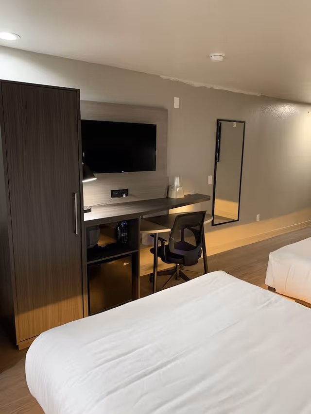 Standard Room, 2 Queen Beds, Non Smoking
