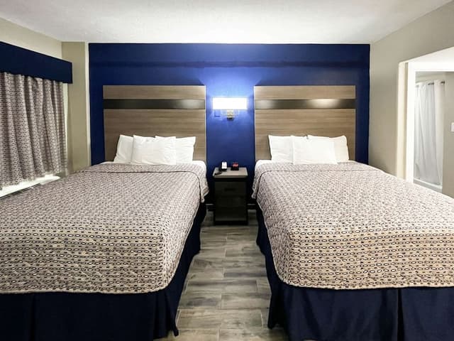 Standard Room, 2 Queen Beds, Non Smoking, Kitchenette