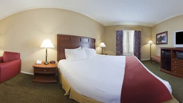 Suite, 1 King Bed