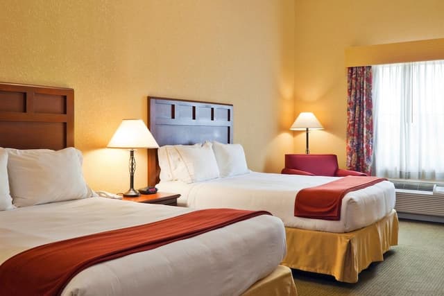 Standard Room, 2 Queen Beds, Accessible (Mobility, Accessible Tub)