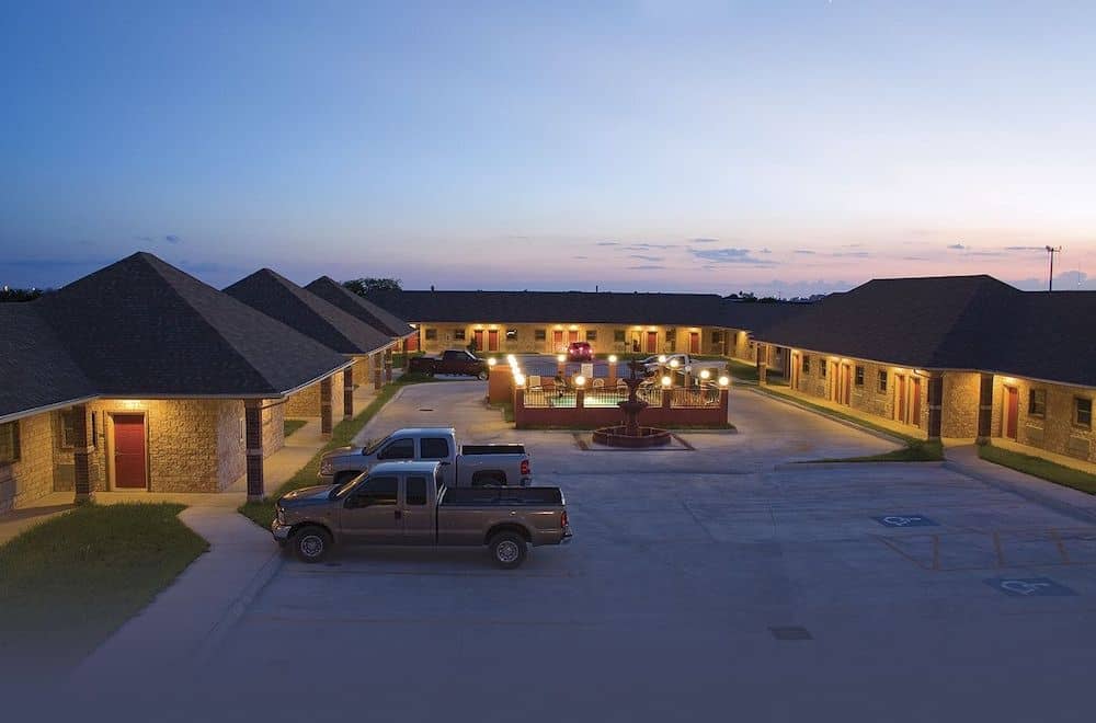 AMERICAS BEST VALUE INN & SUITES-SAN BENITO/HARLINGEN AMERICAS BEST VALUE INN & SUITES-SAN BENITO/HARLINGEN
