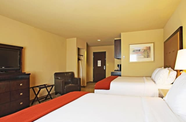 Standard Room, 2 Queen Beds