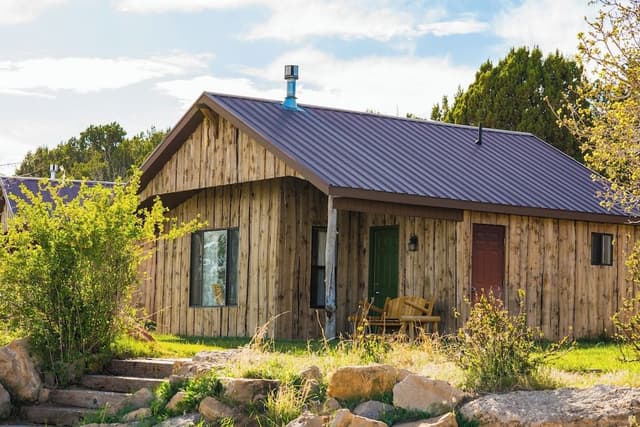 Cabin, 1 King Bed (Meadow)