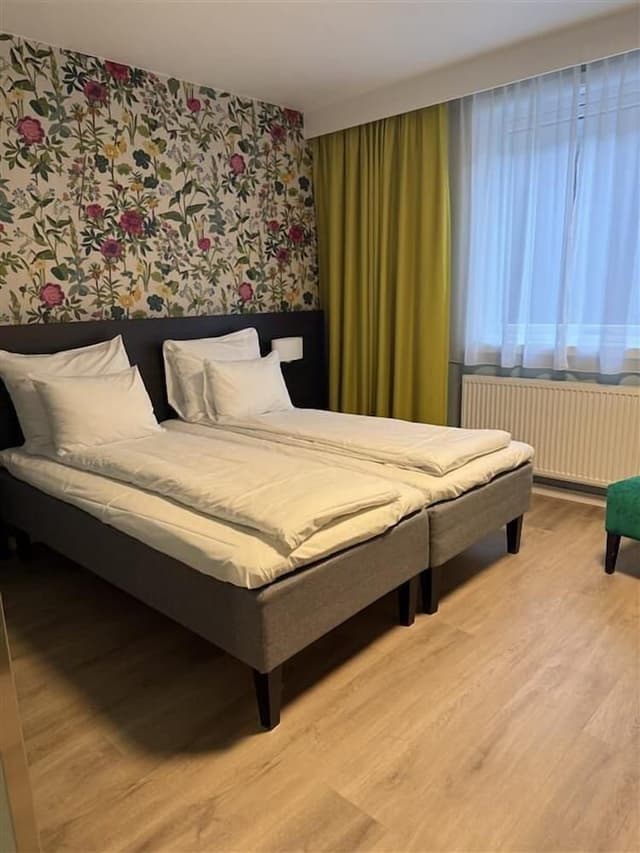 Room, Accessible