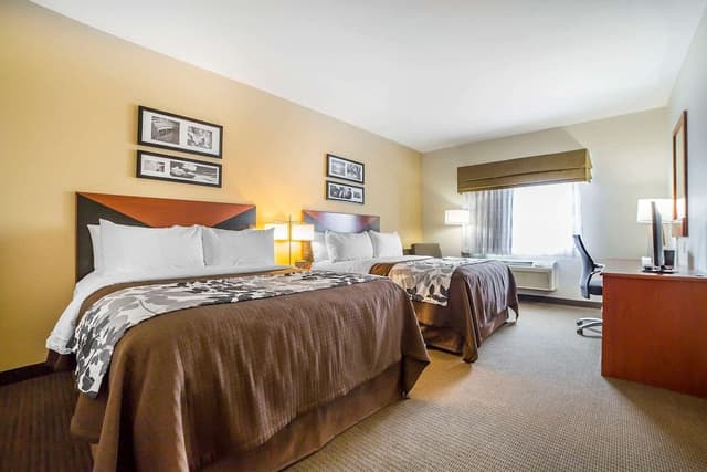 Standard Room, 2 Queen Beds, Non Smoking