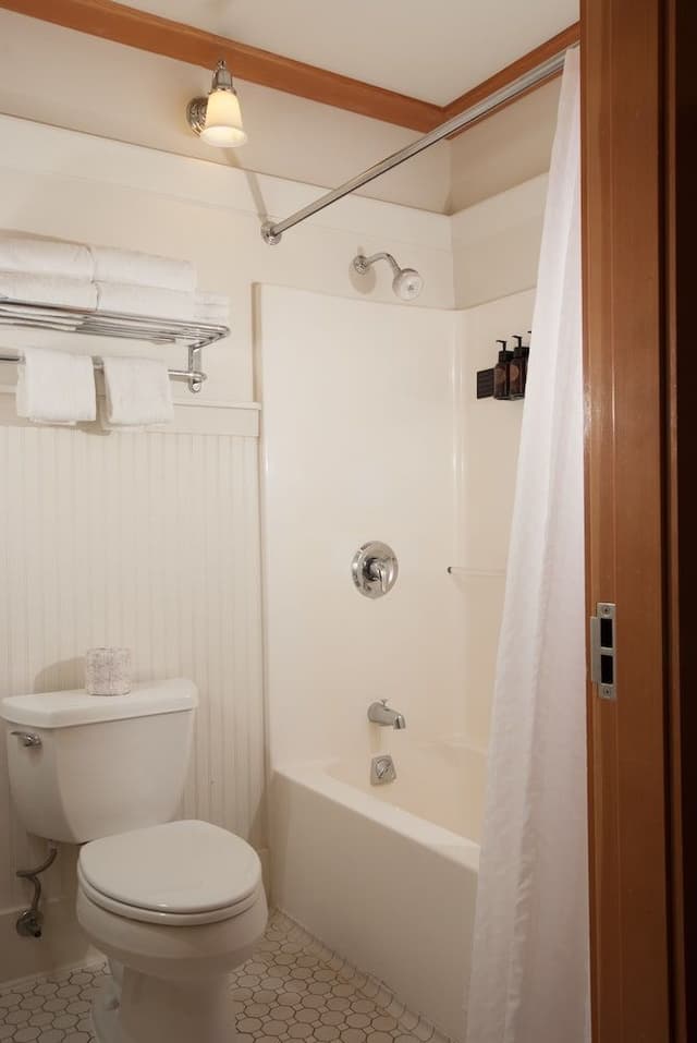Deluxe Lodge Room 2 Queen