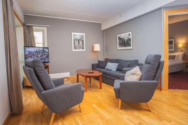 Suite, Non Smoking, Balcony