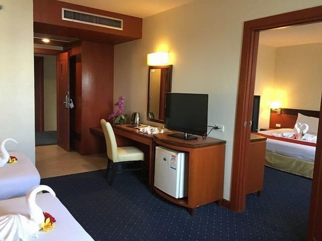 Standard Twin Room