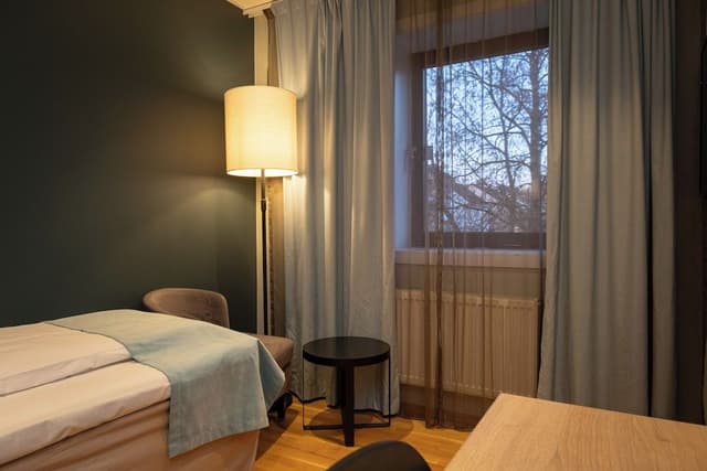 Single Room (Compact)