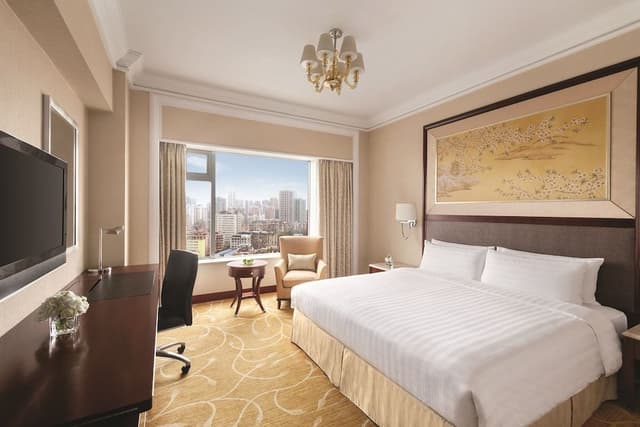 Deluxe Room King