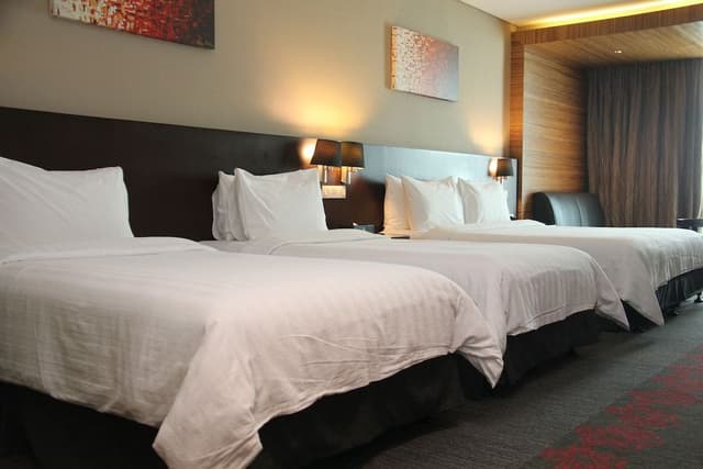Deluxe Family Room