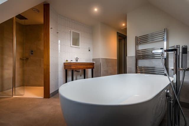 Suite, Mountain View