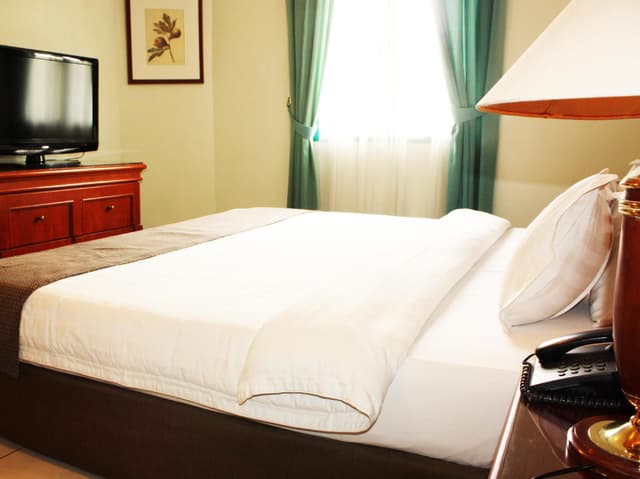 2 Bedroom Suite