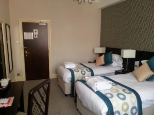 Standard Twin Room