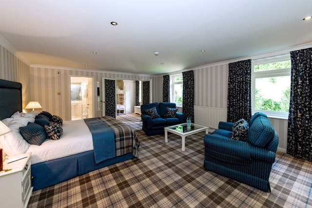 Courtyard Family Room