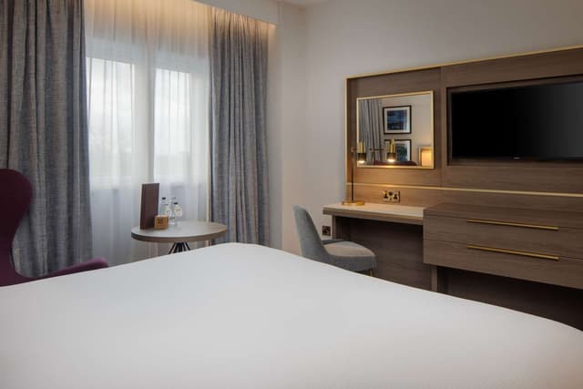 KING EXECUTIVE ROOM WITH LOUNGE ACCESS