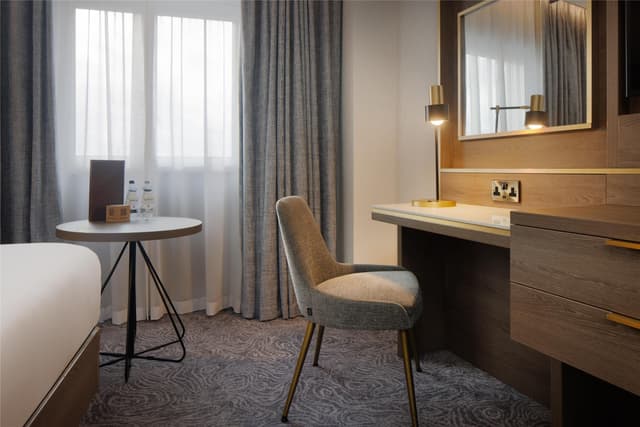 KING EXECUTIVE ROOM WITH LOUNGE ACCESS