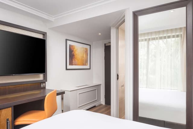 SINGLE GUEST ROOM