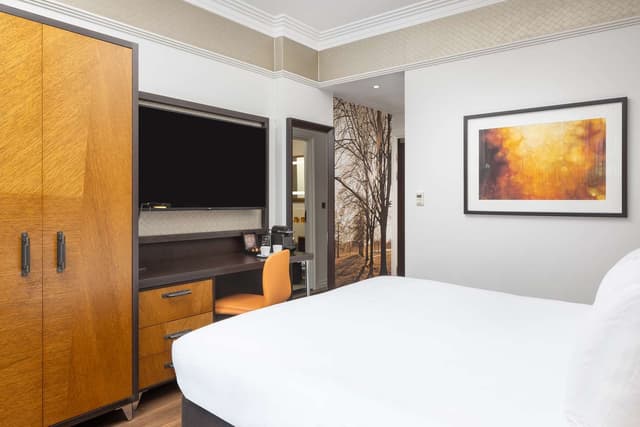 KING DELUXE ROOM WITH BALCONY