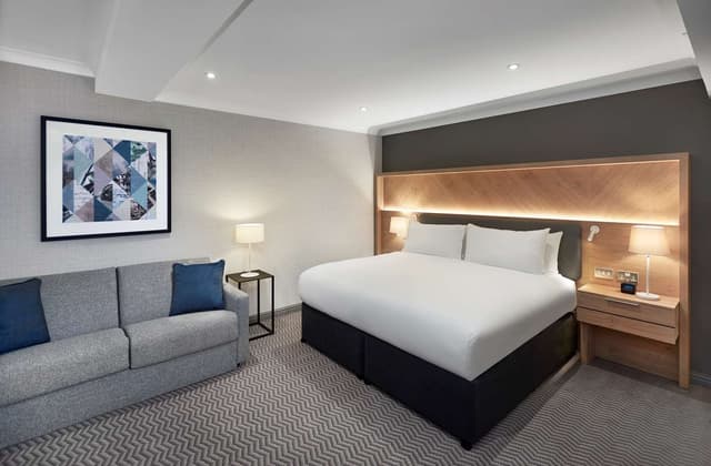 KING JUNIOR WELLNESS SUITE