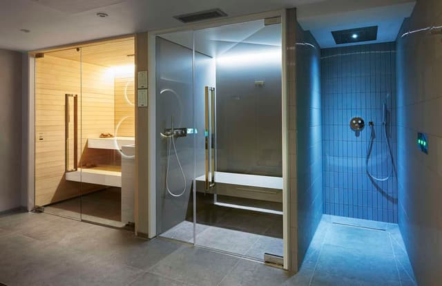 DELUXE ROOM WITH HILTON PRIVATE WELLNESS AREA