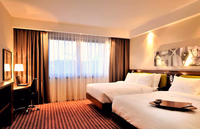 TWO QUEEN BED ROOM