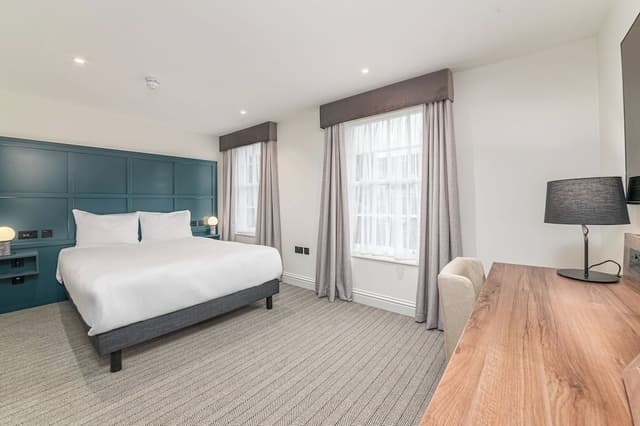 Apartment, 1 Queen Bed, Accessible