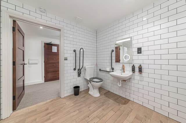 Apartment, 1 Queen Bed, Accessible