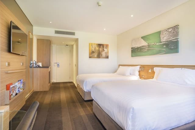 Standard Room, 2 Double Beds, City View