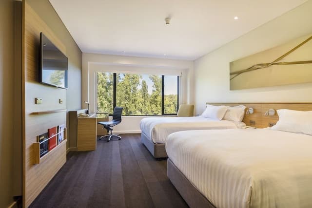 Standard Room, 2 Double Beds, City View