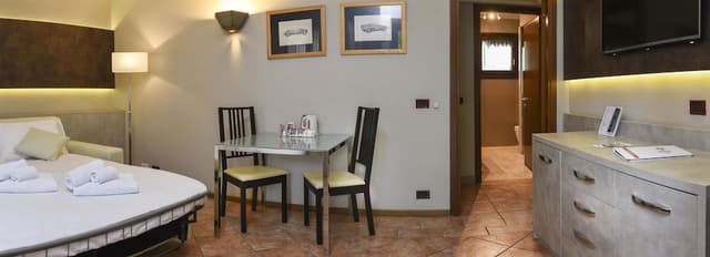 Suite, 1 King Bed, Non Smoking, Annex Building (Living Room;Sofabed is a double bed)