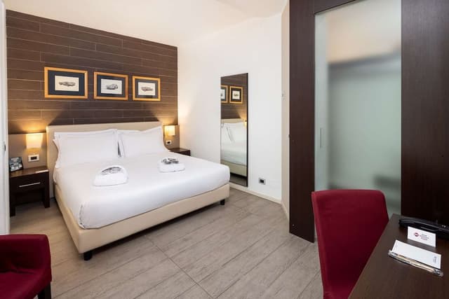 Suite, 1 King Bed, Non Smoking, Kitchenette (Living Room;Sofabed is a double bed)