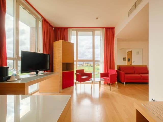 Junior Studio Suite