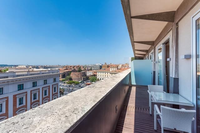 Junior Suite, 1 King Bed, Terrace, City View