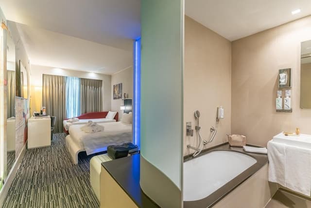 Comfort Room, Multiple Beds