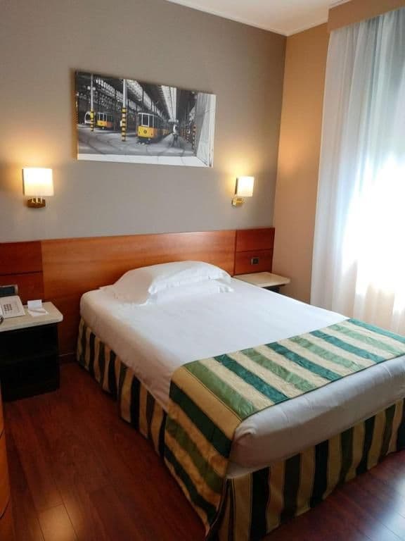 Single Room with Single Bed