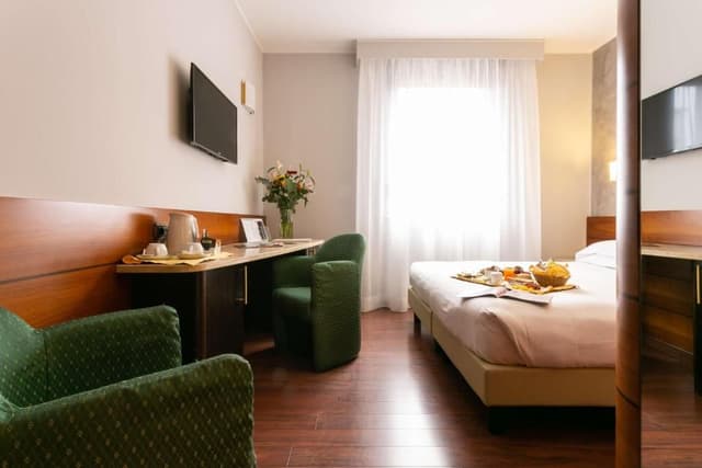 Double Room with King Bed