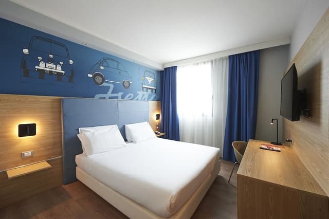 Economy Room