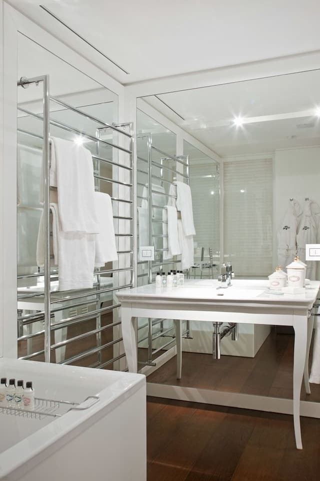 Prestige Suite