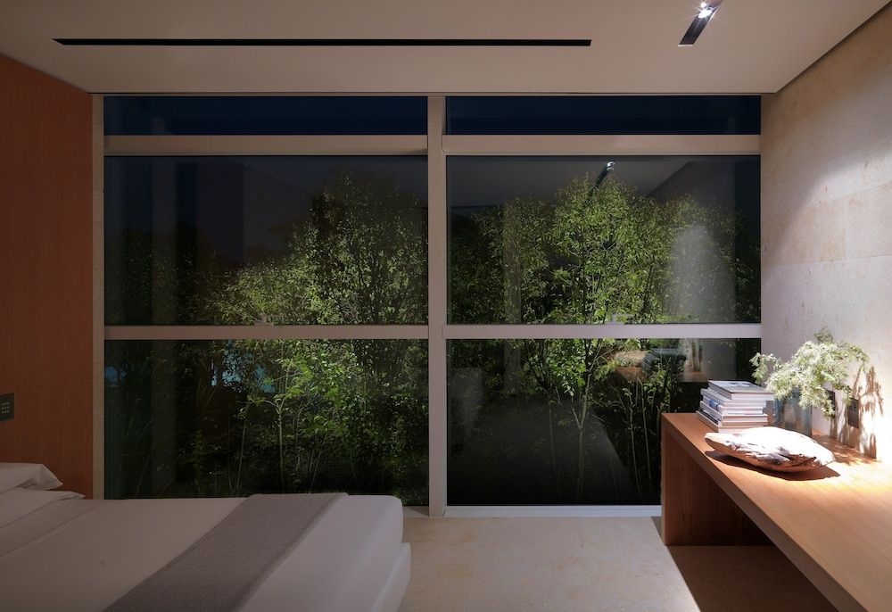 CHOTEL AND SPA0